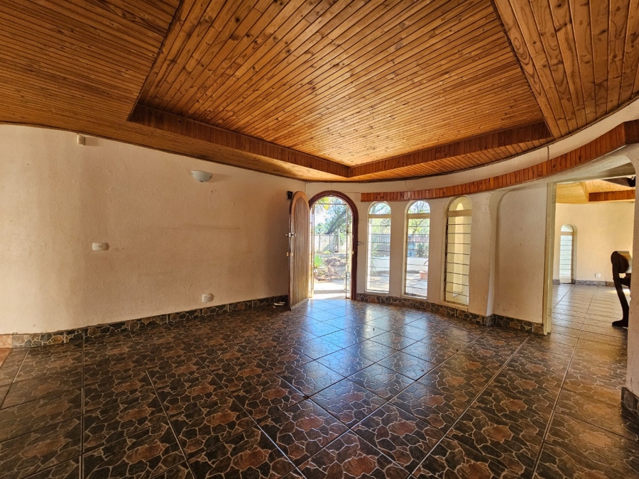 4 Bedroom Property for Sale in Vaalpark Free State